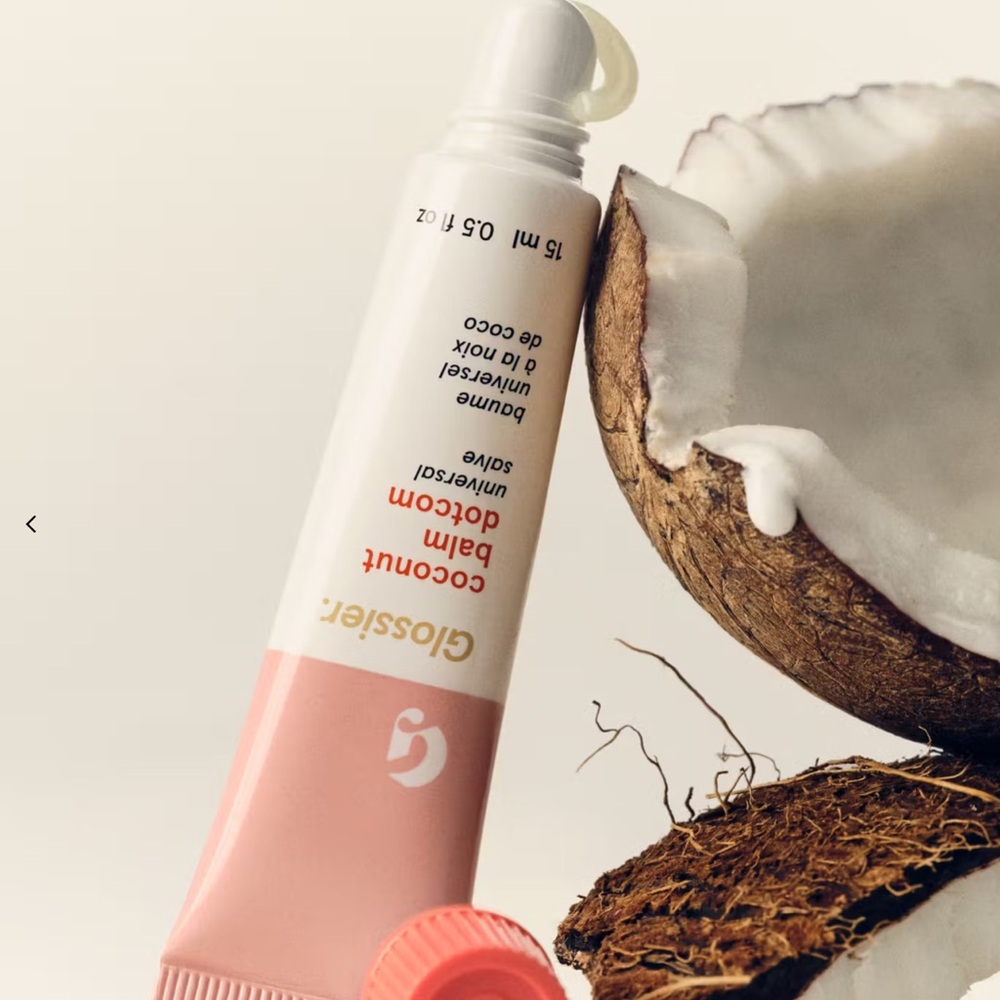 ⚡️💕Glossier Coconut Balm Dotcom